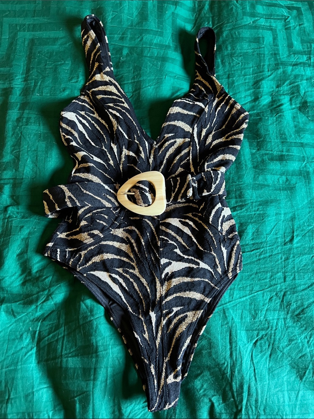 Devon Windsor Textured Black & Gold Zebra 1-Piece Swimsuit with Accent Buckle sm